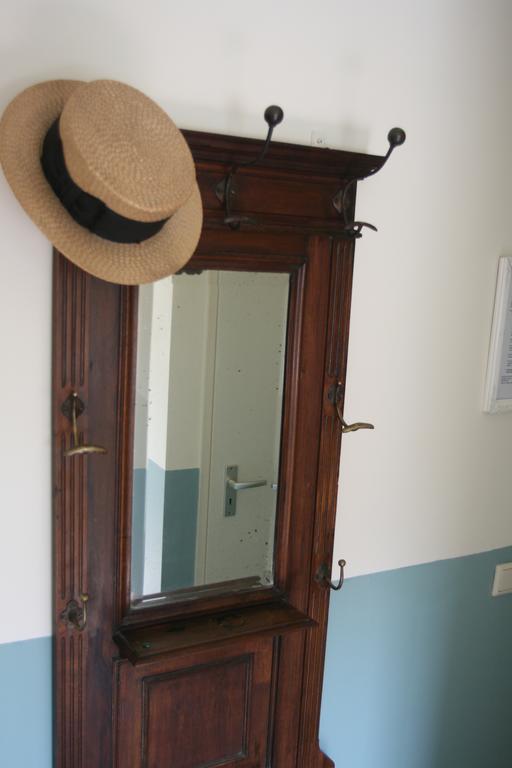 Erfgoedlogies D'Ouffenhoff Baarlo (Limburg) Room photo