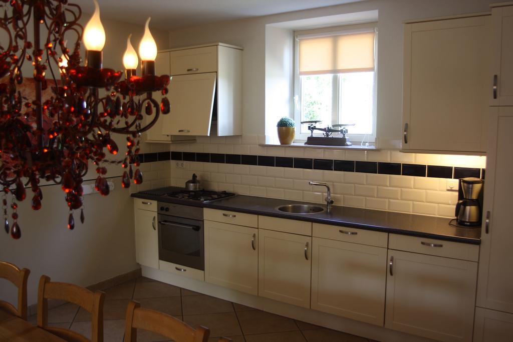 Erfgoedlogies D'Ouffenhoff Baarlo (Limburg) Room photo